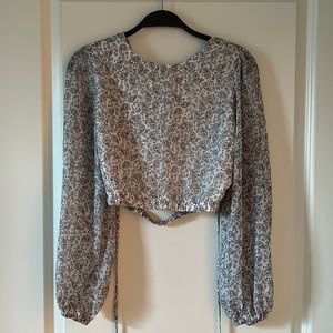 Paisley Strappy Longsleeve shirt